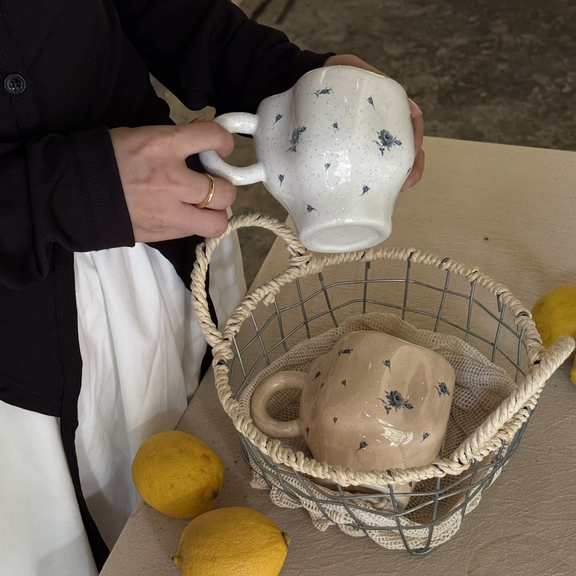 Original Handmade Blue Rose Cup Ceramic High-Value Mug