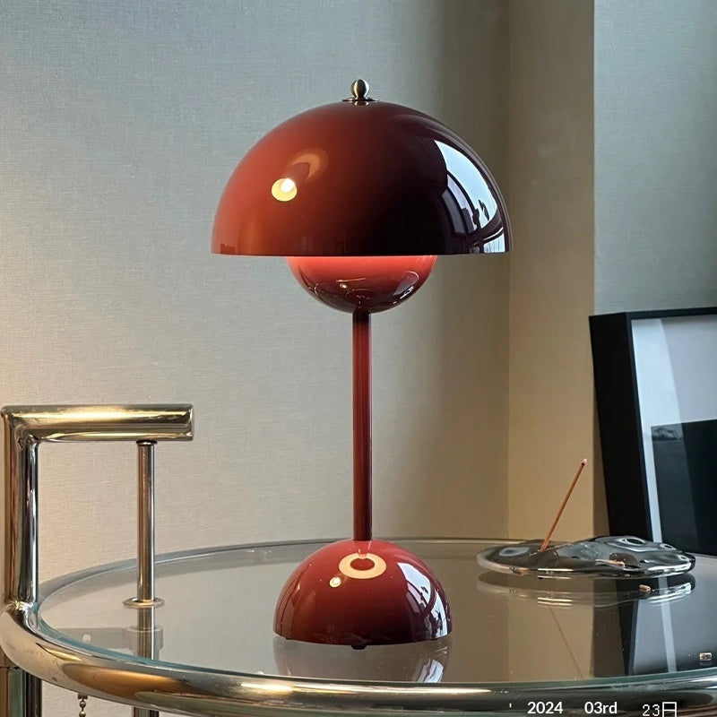 Retro Bud Table Lamp