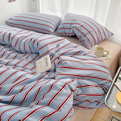 Striped Bedding Set (4 pcs) – Duvet Cover, Pillowcases & Sheet